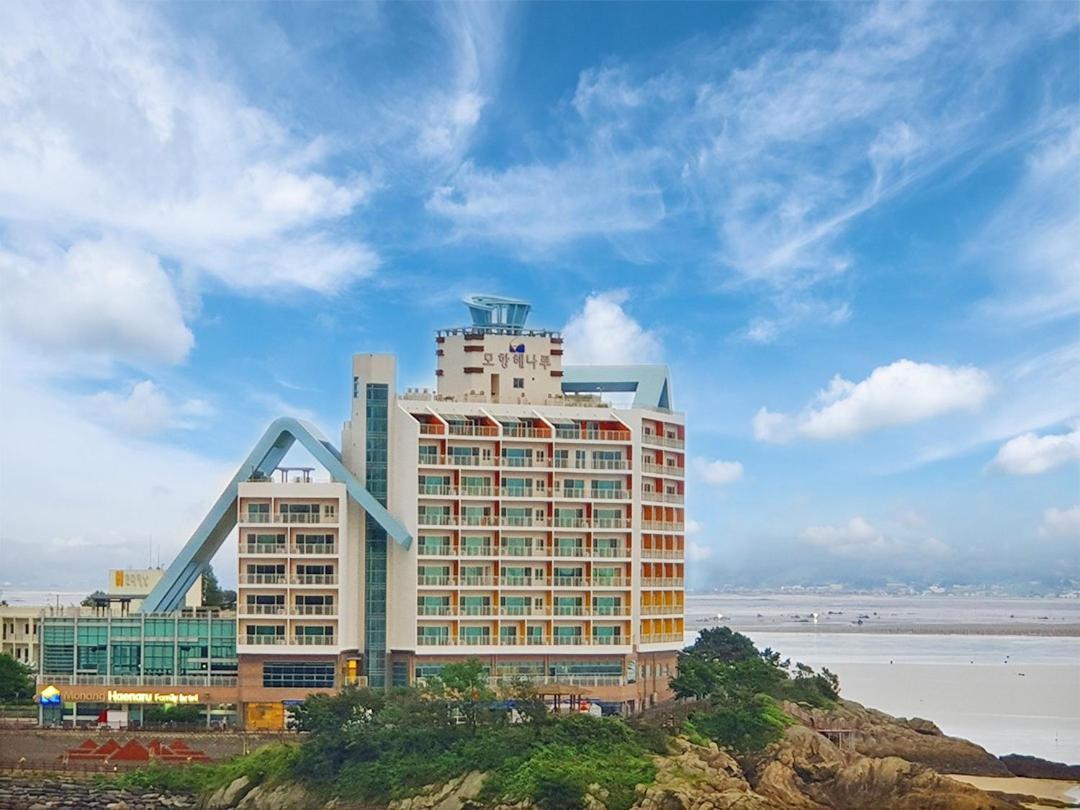 Mohang Haenaru Family Hotel Buan Ngoại thất bức ảnh