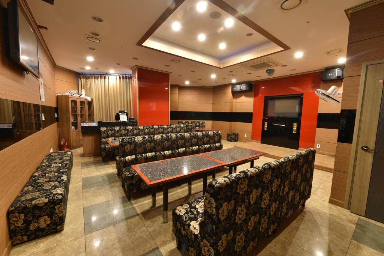 Mohang Haenaru Family Hotel Buan Ngoại thất bức ảnh