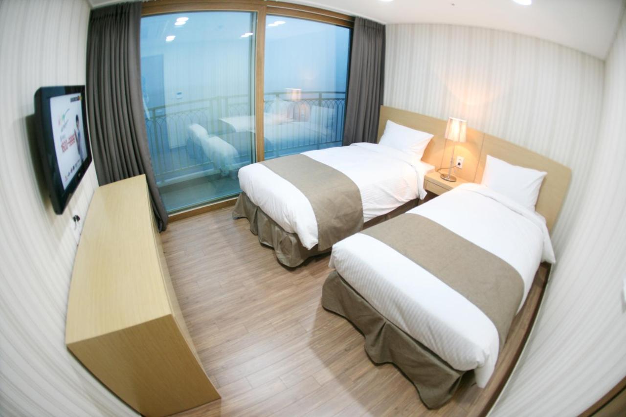 Mohang Haenaru Family Hotel Buan Ngoại thất bức ảnh