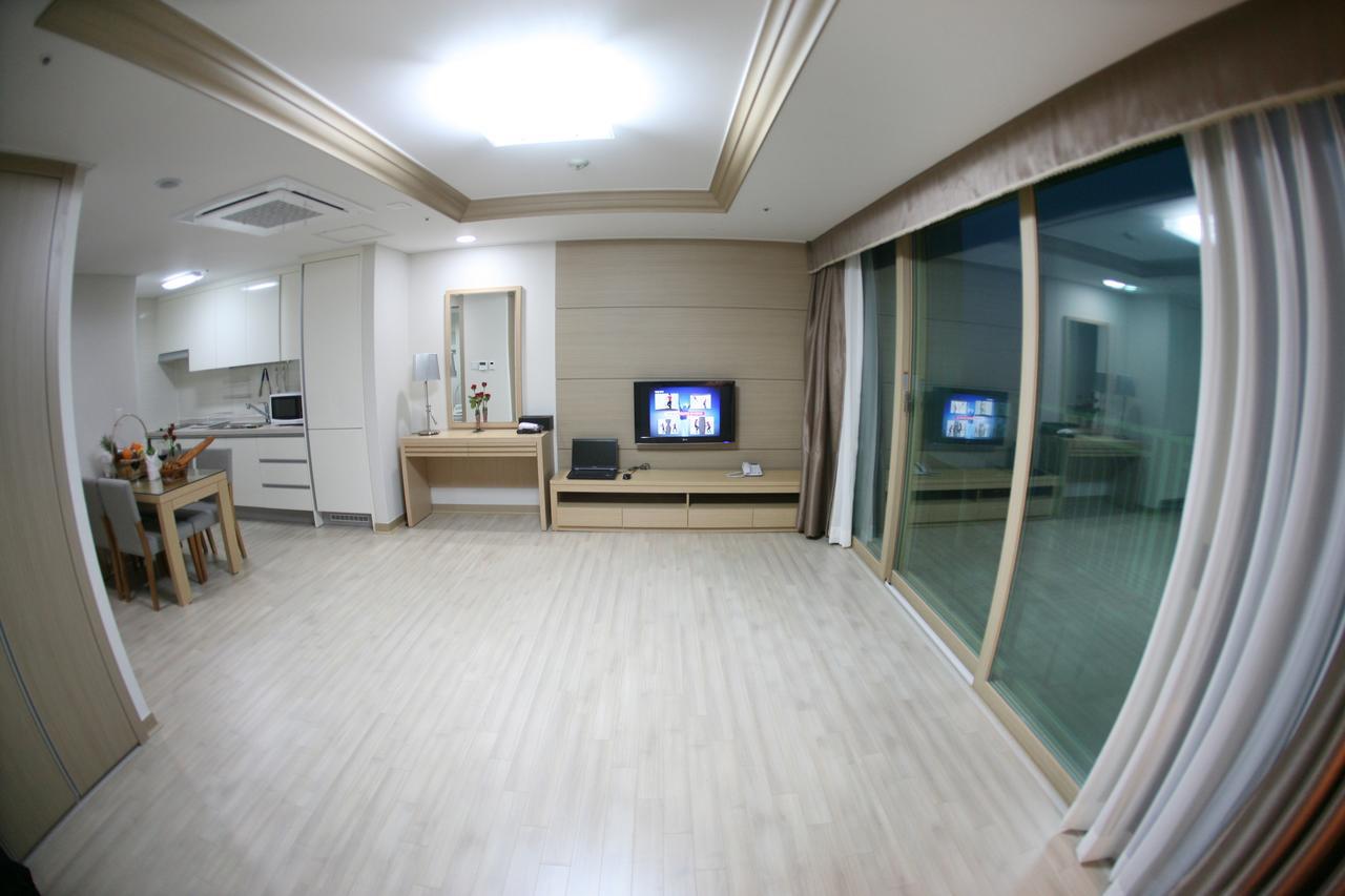 Mohang Haenaru Family Hotel Buan Ngoại thất bức ảnh