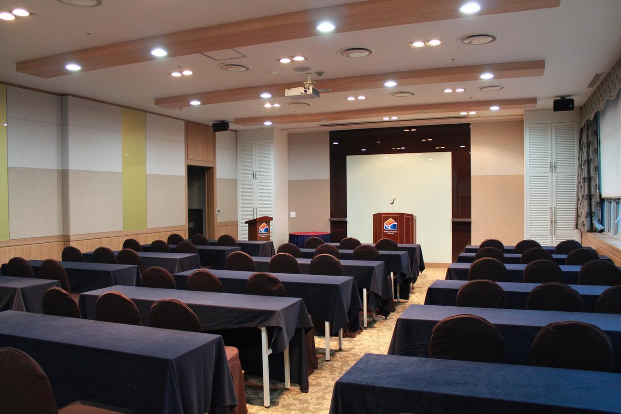 Mohang Haenaru Family Hotel Buan Ngoại thất bức ảnh
