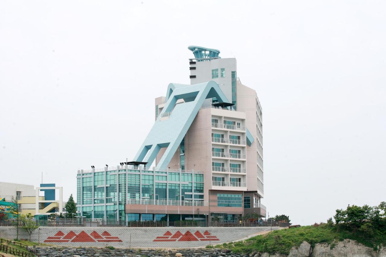 Mohang Haenaru Family Hotel Buan Ngoại thất bức ảnh