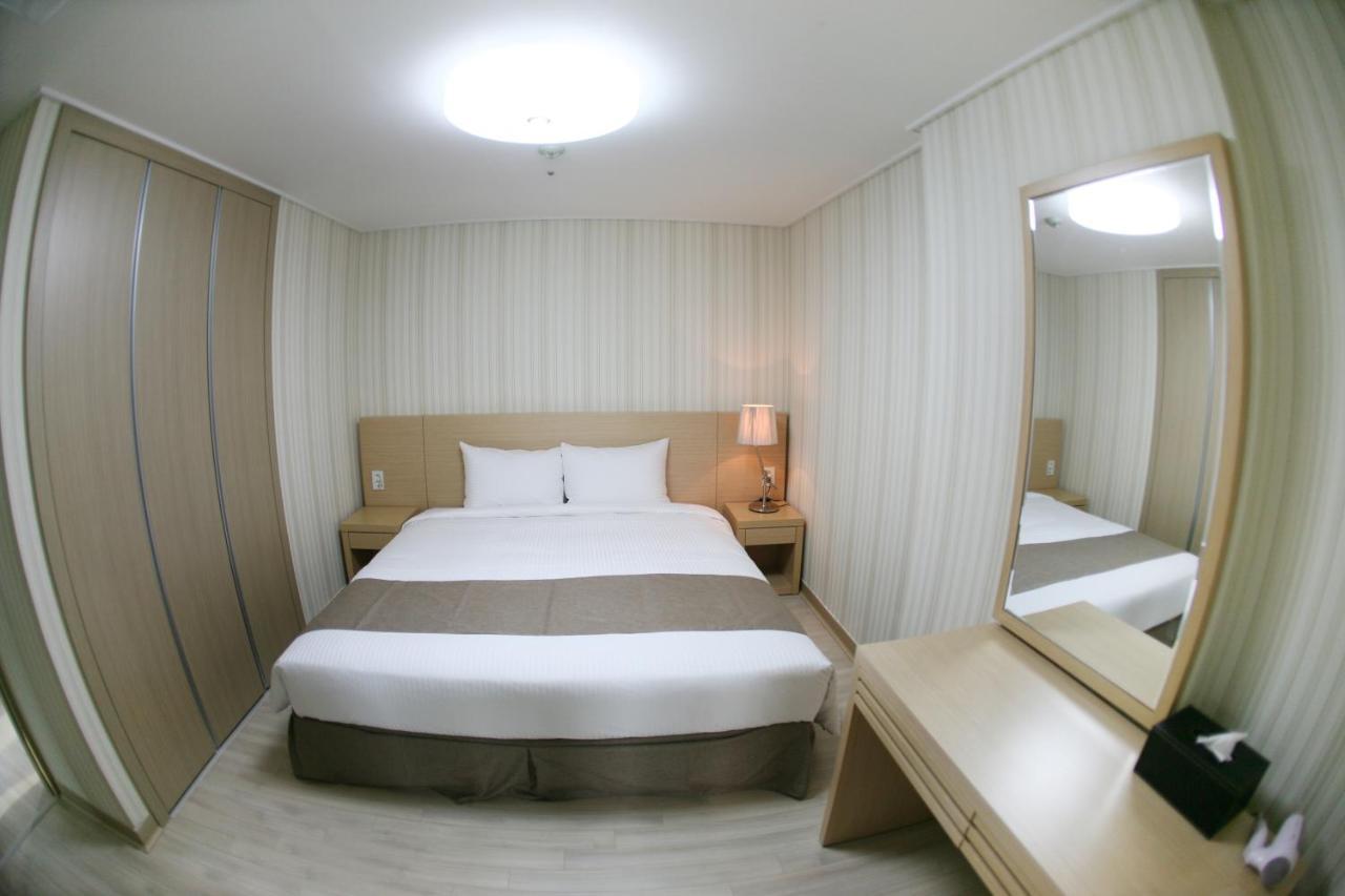 Mohang Haenaru Family Hotel Buan Ngoại thất bức ảnh